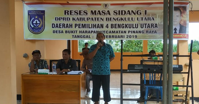 Reses-Anggota-DPRD-bengkulu-Utara-Mimbar-Situmorang