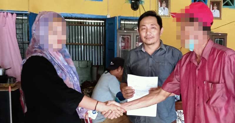 Oknum-ASN-DPPPA-Bengkulu-Utara-dan-Janda-sepakat-berdamai-di-kantor-desa-Simpang-Ketenong