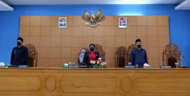 Paripurna Kata Akhir Fraksi Raperda Penyertaan Modal BUMD