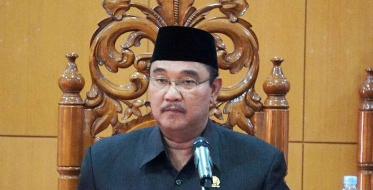 Ketua DPRD BU Parmin