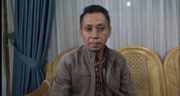 Kepala Disnakertrans BU Sutrino